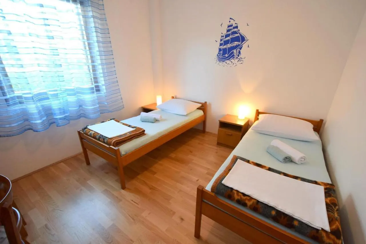 Apartment Zdenka Njivice